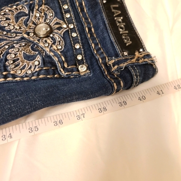 LA Idol Jeans- Stretch butt hugging-size 3 - Picture 8 of 8